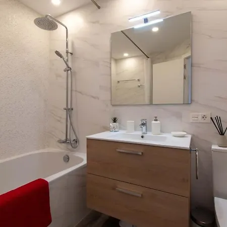 Ulani With Air Conditioning Villa